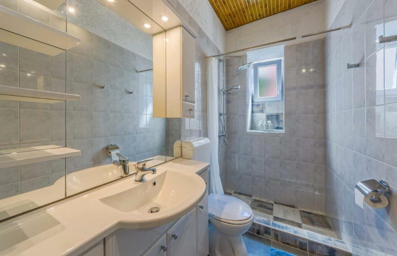 Lory Apartment Pula Exterior photo